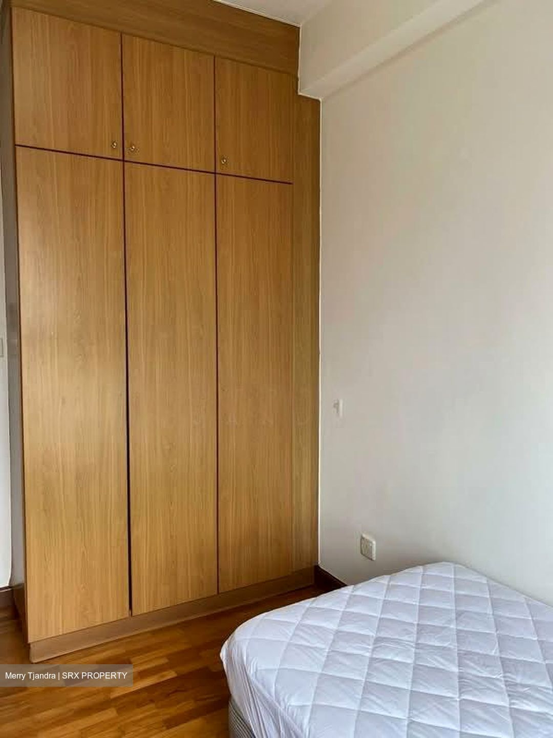 Burlington Square (D7), Apartment #558598351